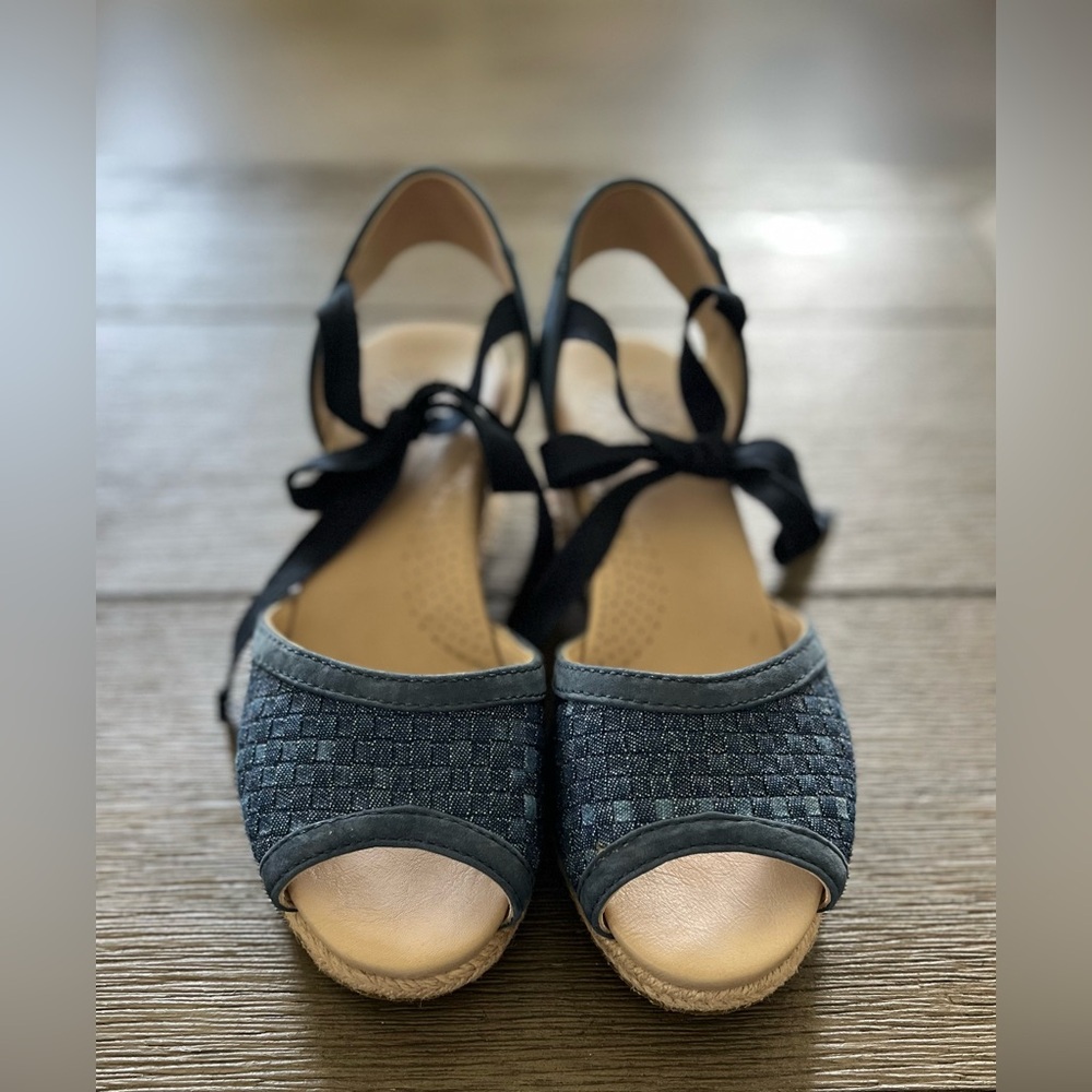 UGG Dark Gray Woven Wedges